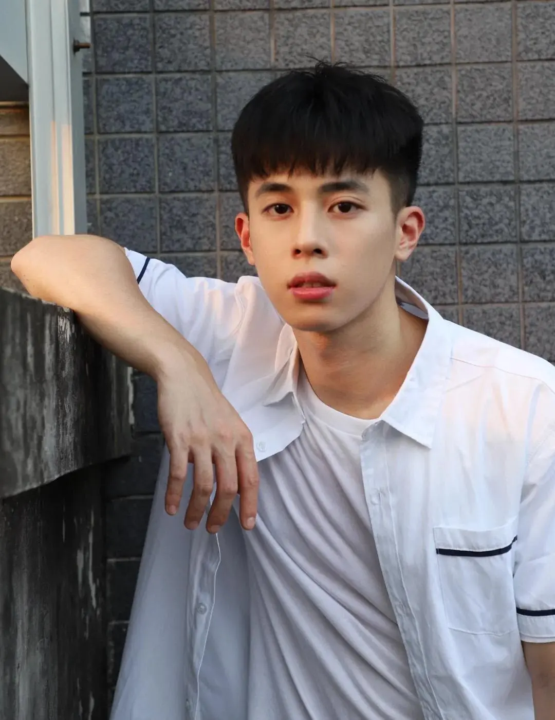 00后的神仙颜值男生，00后网络神仙歌曲歌词